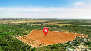 Terreny residencial  Calle vicente navarro arnal. Parcela  de vivienda en venta