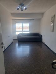 Pis  Avinguda real de madrid. Piso reformado con terraza en la torre – av. real de madrid