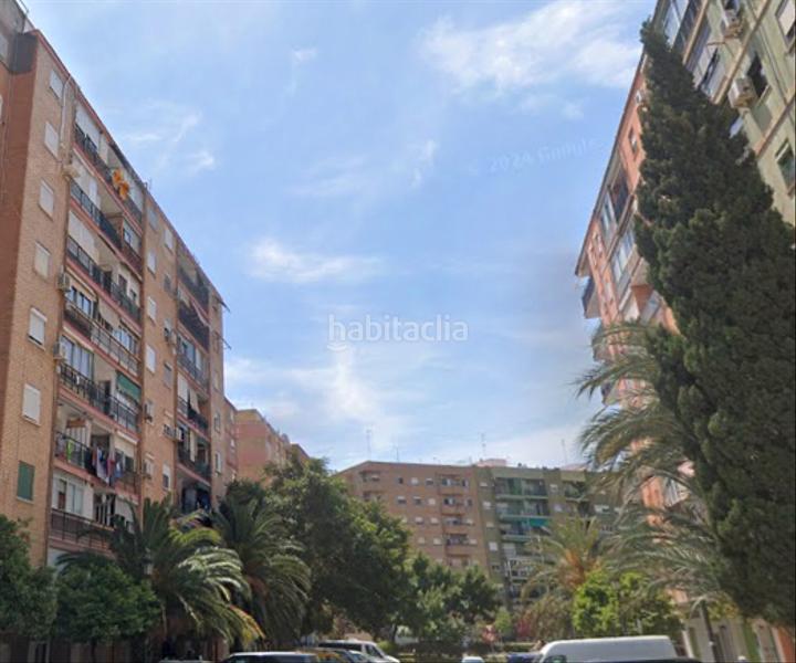 Foto 60af2e62-8cfa-47ca-ae22-70205a917bb2. Pis a Torrefiel Valencia