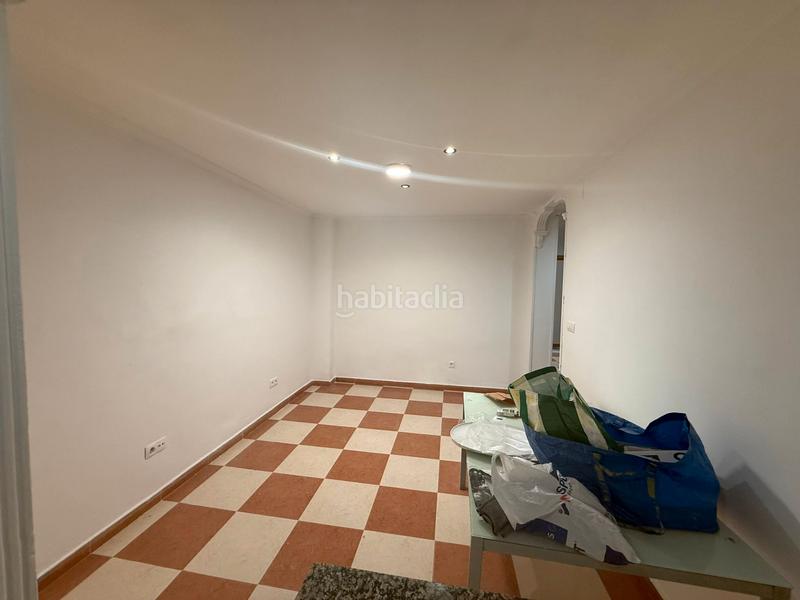 Foto 6169e97e-1daf-44d6-80b8-ddf6c61a00f3. Pis a Zona Avenida al Vedat Torrent