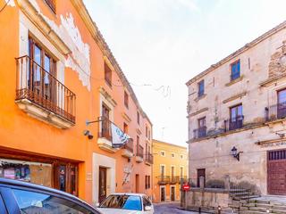 Edifici a Trujillo. Edificio en trujillo