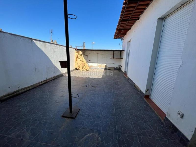 Foto 4369e5b9-6aab-46bf-8dde-7664decdb245. Edificio vivienda en venta en Valdelacalzada