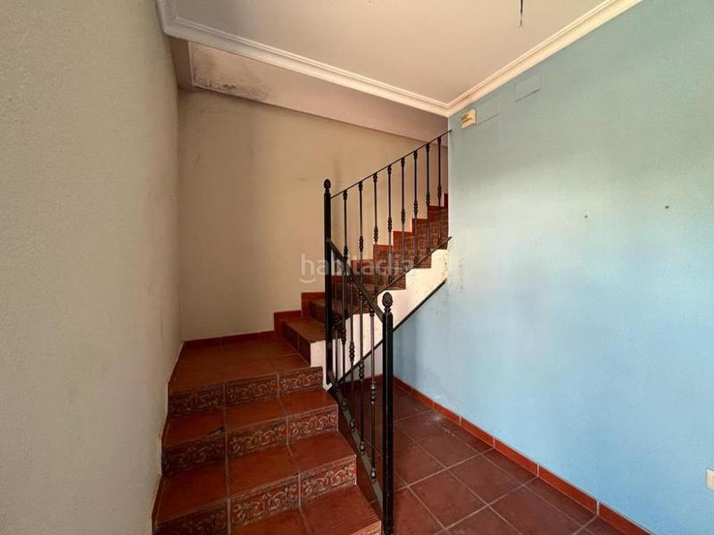 Foto f2166a52-b2d8-4800-a6c6-1adfd35c8851. Edificio vivienda en venta en Valdelacalzada