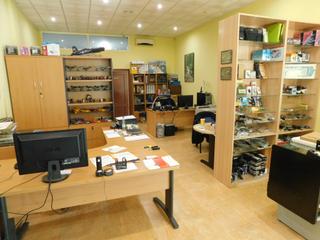 Local commercial à Don Benito. Local comercial en venta