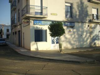 Geschäftsraum in Don Benito. Local de esquina