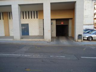 Aparcament cotxe a Don Benito. Plazas de garaje en el centro