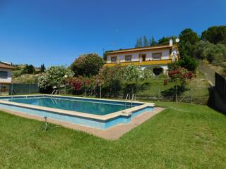 Chalet à Medellín. Chalet venta en cerro remondo