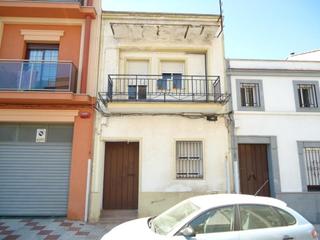 Casa a Don Benito. Casa al lado del colegio claret