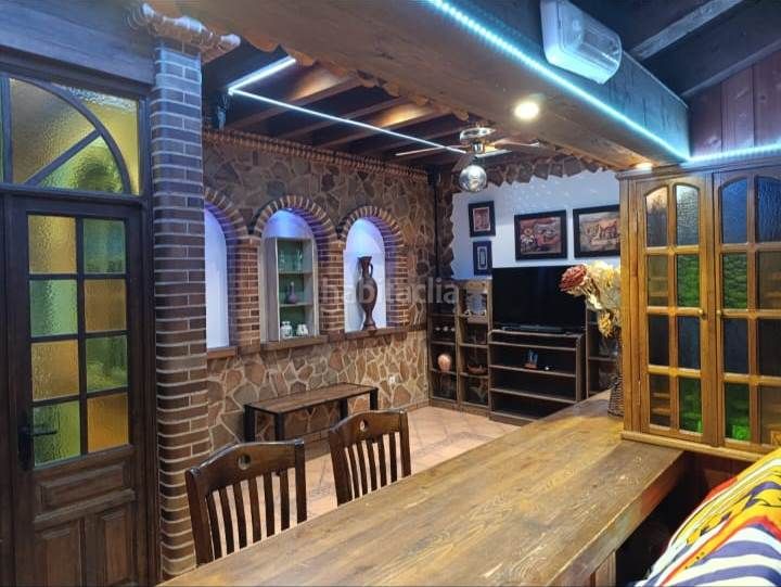 Foto 8d10ee7f-aed6-4e8f-b01f-b46526a33ab9. Casa  y local en Puebla de Alcocer