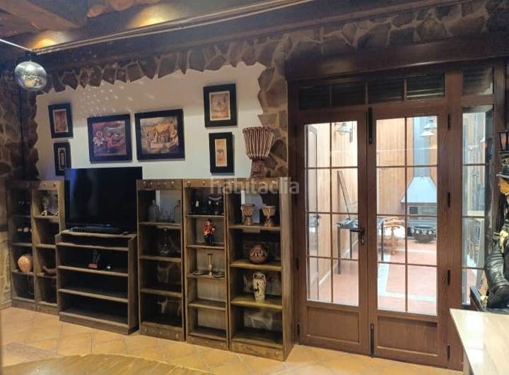 Foto c5a60348-a95e-4811-8575-7929de2acd8d. Casa  y local en Puebla de Alcocer