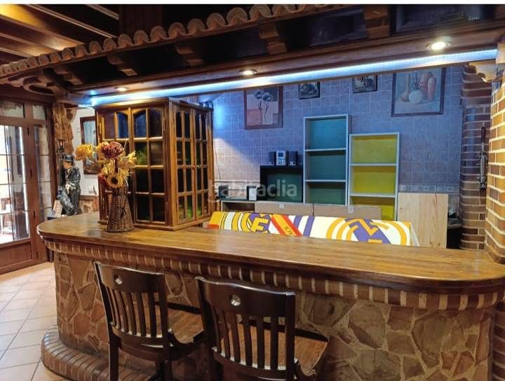 Foto ddaaec8a-7428-4e57-b7ec-ab75235efc6c. Casa  y local en Puebla de Alcocer