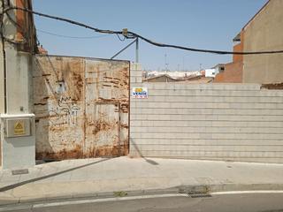 Terreny residencial a Don Benito. Amplio solar en venta