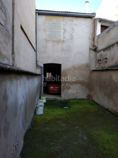 Foto f17c1141-b68d-4d0d-8b2b-e441991dbffb. Casa amb aparcament a Don Benito