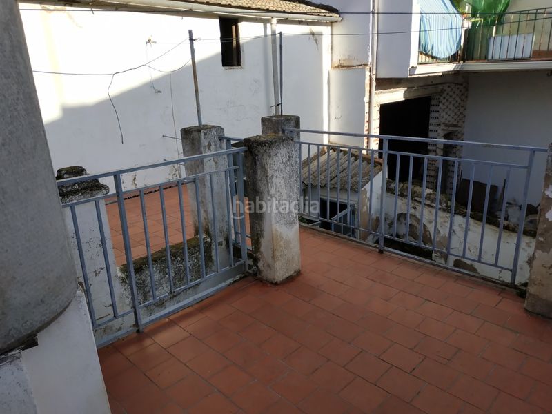 Foto b1c67e9f-95d3-4377-9704-e2443b86ed0a. Casa  semicentrica en Don Benito