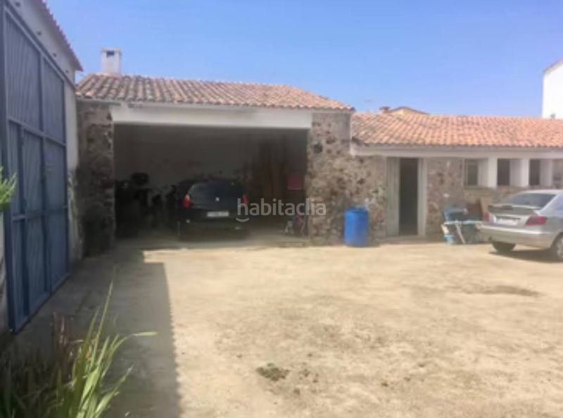 Foto 068d3097-5bc5-4888-b88f-14f831fefec8. Casa amb xemeneia aparcament a Don Benito
