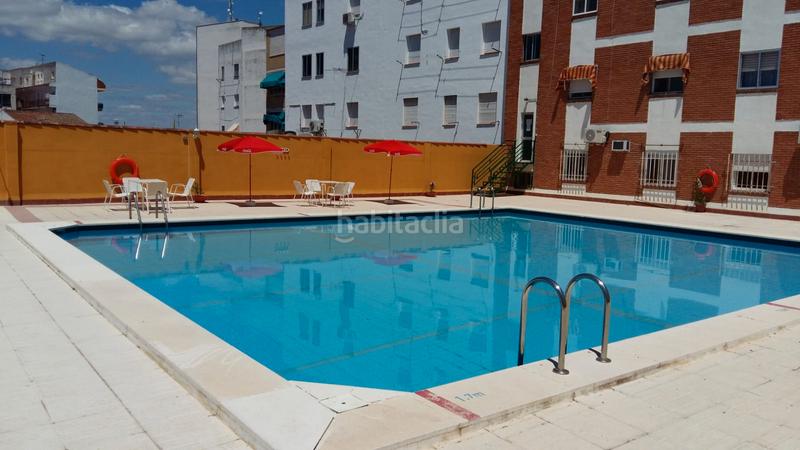 Foto e7fcfa7c-13e0-4dbe-8b58-70bb6ff99731. Pis amb calefacció piscina a Don Benito