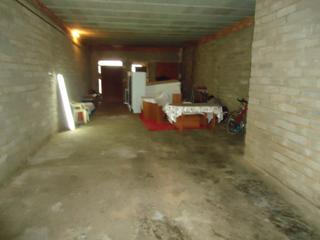 Locale commerciale in Don Benito. Local-cochera bien situado