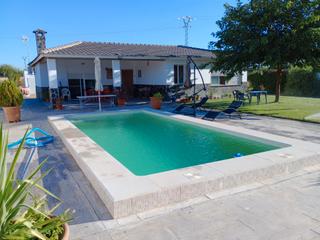 Xalet a Don Benito. Bonito chalet en venta