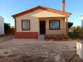 Chalet in Mengabril. Chalet en mengabril