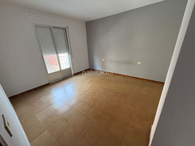 Foto 1b0127d3-67ac-412b-be52-35845b121aa6. Casa amb xemeneia aparcament a Don Benito