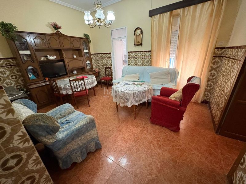 Foto 37e07432-a0cf-4e63-8ddb-d05024374f97. Casa amb xemeneia aparcament a Don Benito
