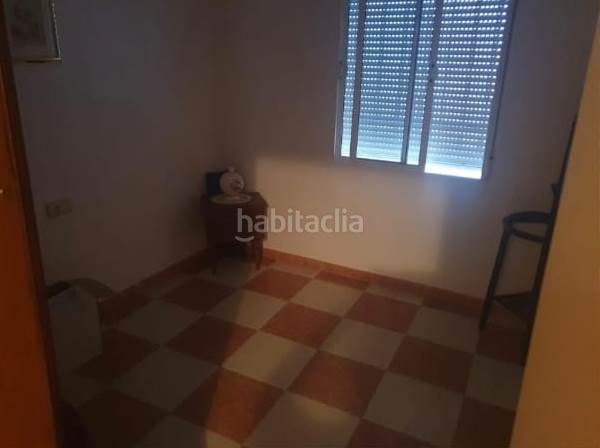 Foto b3b7c836-1fbe-4890-b38d-e535bb9f19db. Casa amb xemeneia calefacció aparcament a Puebla de Alcocer