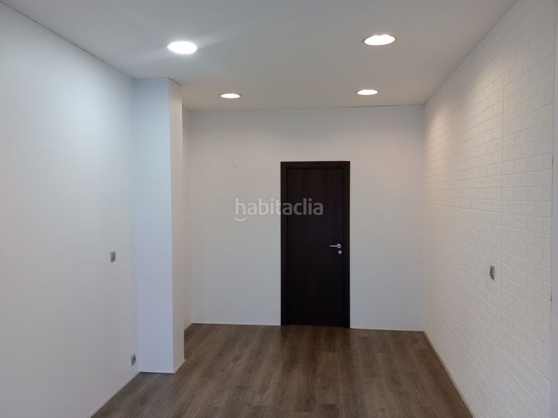 Foto 11bf98a6-0c5c-4c95-a578-9900b9ef4dd9. Local comercial a Don Benito