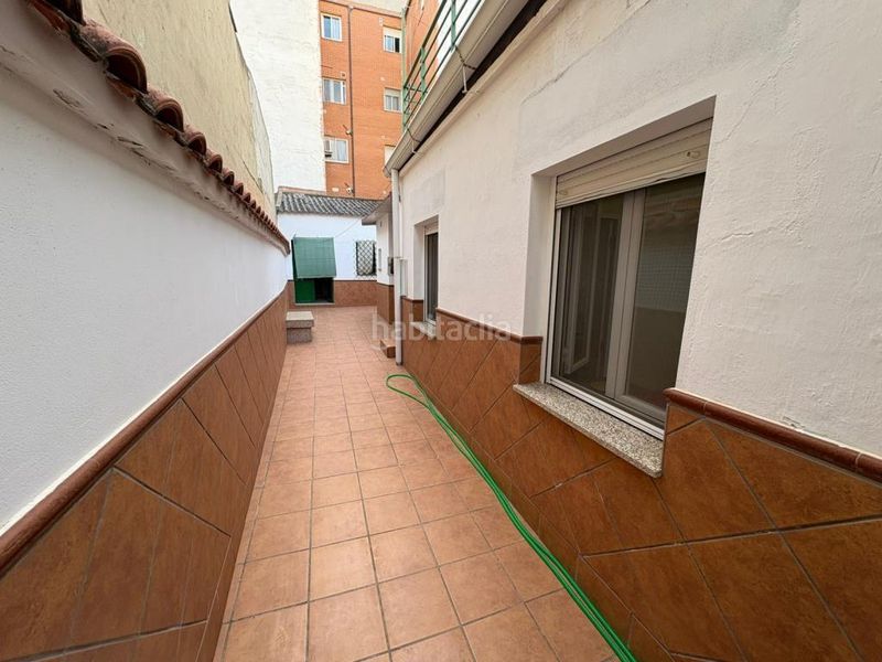 Foto 46cc7d6e-4d74-4a65-ac9e-052eb5454c3e. Casa amb xemeneia a Don Benito