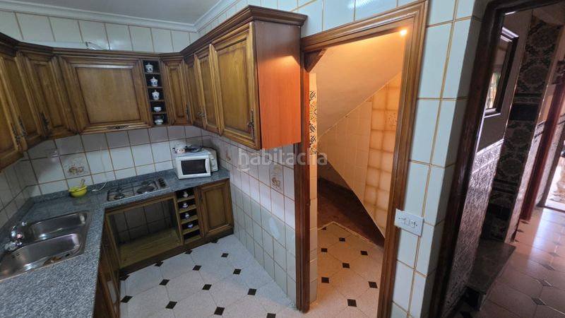 Foto 0687fa8c-54c8-4b6f-a72d-a8d7d83aa4b3. Casa amb xemeneia aparcament a Villar de Rena
