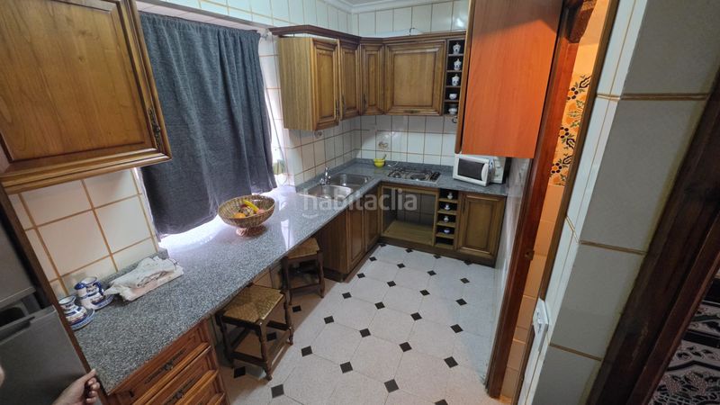 Foto 1d987c7c-b945-4931-9d3d-ec920f123135. Casa amb xemeneia aparcament a Villar de Rena
