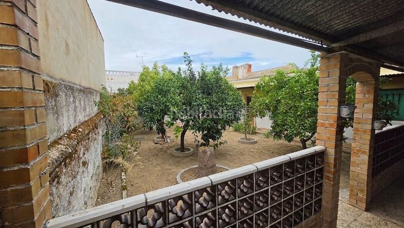 Foto c90f5ce3-fef2-4eab-940c-96ded558c318. Casa amb xemeneia aparcament a Villar de Rena