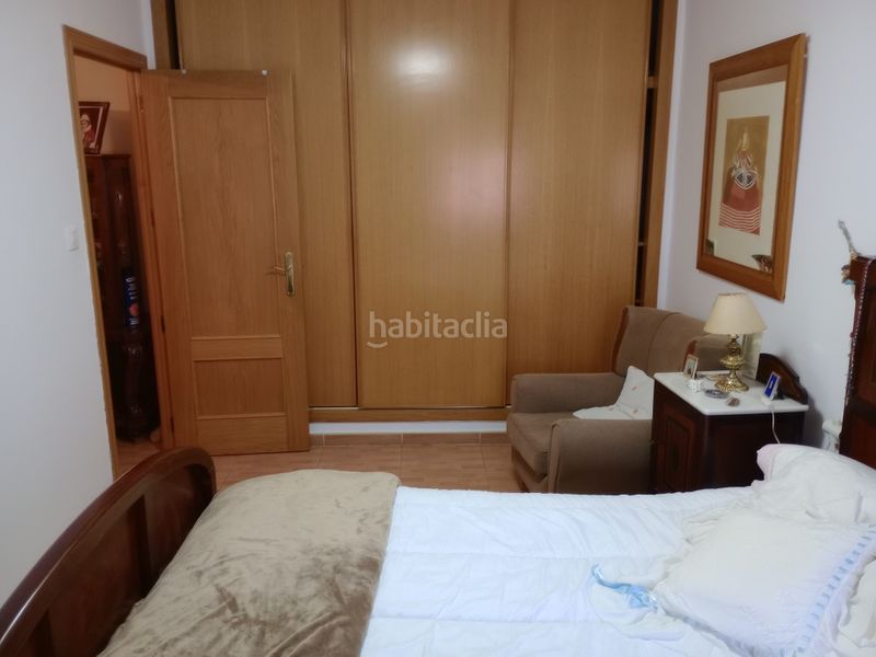 Foto b1c6d0f9-81cd-4f0c-8a3b-2f5c3f2d54b9. Piso  amueblado bien situado en Don Benito