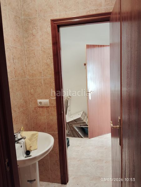 Foto d1151bbf-227c-4a9b-82d6-bbf8d53779b0. Local comercial a Don Benito