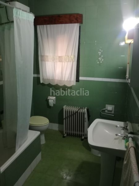 Foto 5a8b685c-4b1a-4030-a5de-6ba5f1e6ccf8. Xalet amb xemeneia aparcament piscina a Don Benito
