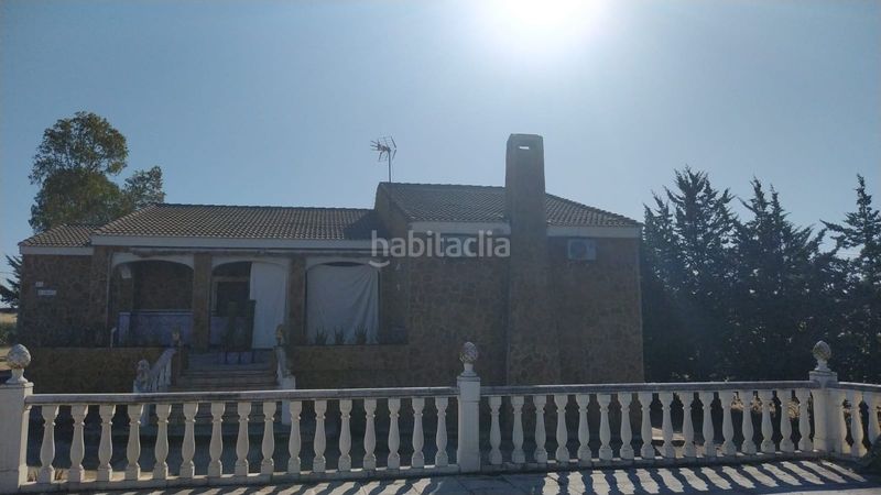 Foto e3136e7f-7bf3-403d-b8b8-6908f5ca9541. Xalet amb xemeneia aparcament piscina a Talarrubias