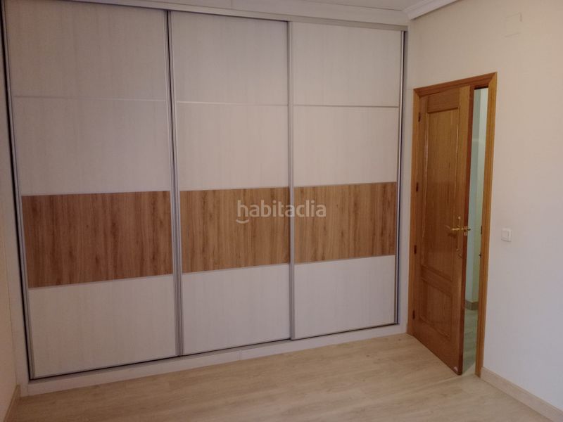 Foto 54eabd1e-1957-4538-a4a2-f32769232fe3. Pis amb aparcament a Don Benito