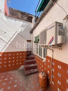 Foto a9303828-2438-48fe-97c6-332861b2d986. Casa amb xemeneia a Don Benito