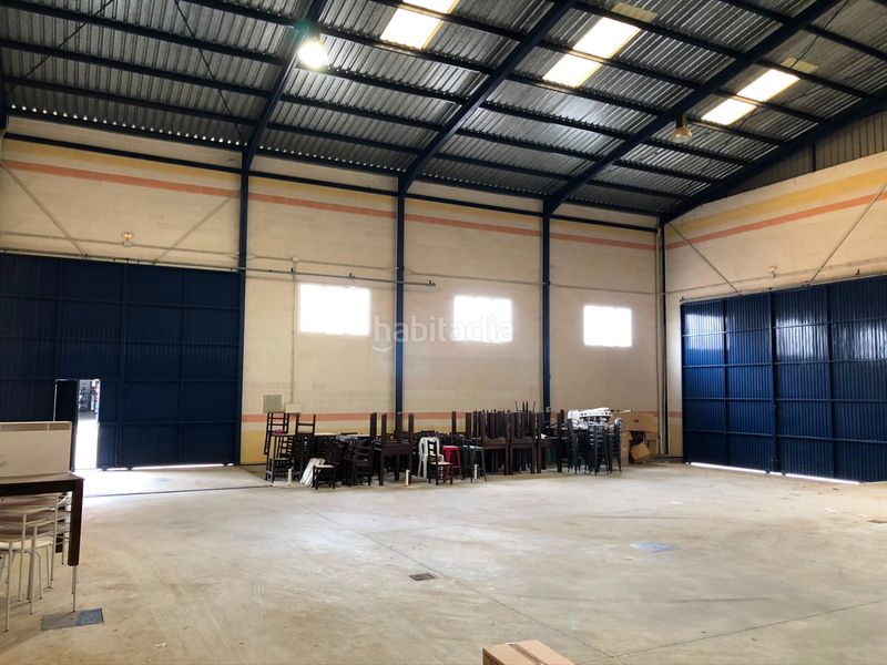 Foto 76528352-568a-4701-ae25-6f93a21a6cd1. Nau industrial a Don Benito