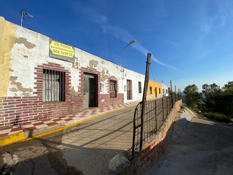 Foto 215dbd04-6bd3-4596-be82-1bffe35d2b98. Casa adossada a calle virgen 38 a Lobón