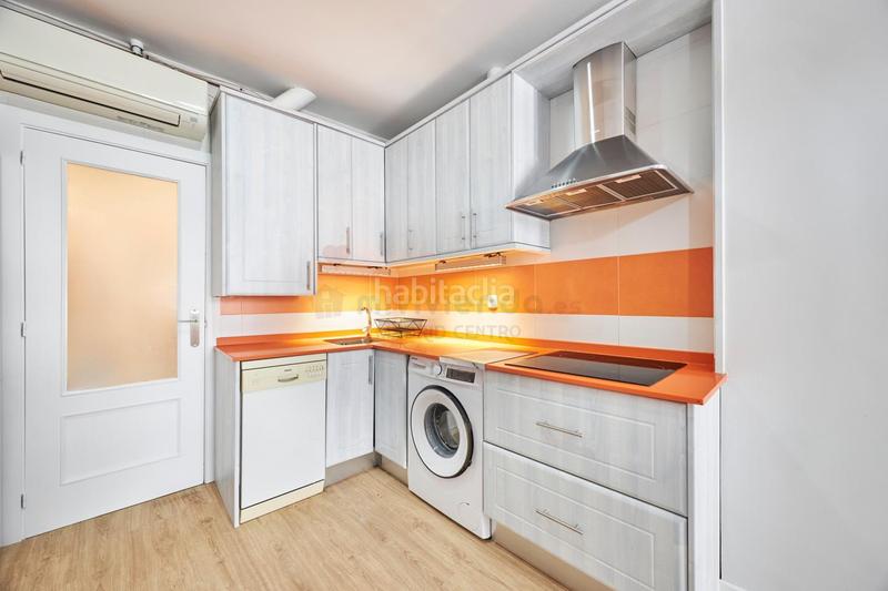 Foto 0eedb2a3-d0b0-4479-8053-51947c82b6e6. Rent flat with heating in Universidad-Malasaña Madrid