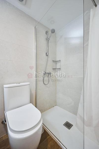 Foto edd7a93d-a3fb-4841-b00b-5ec93a24a31e. Miete appartement mit heizung in Goya Madrid