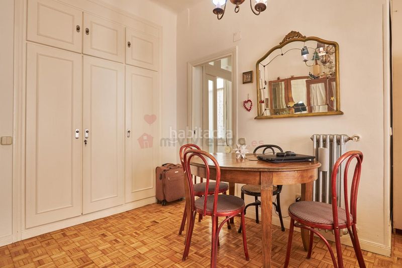 Foto b9ade131-dc18-49c1-8bcd-ee9f24d05c73. Lloguer pis amb calefacció a Palacio Madrid