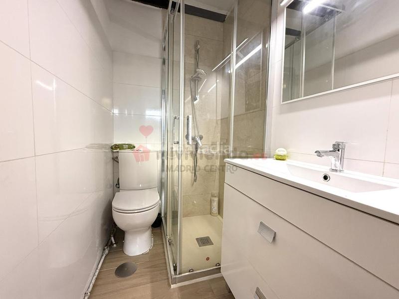 Foto c8fe6fd7-d697-4ea4-8d23-16c47bdcdb02. Duplex con riscaldamento in Embajadores-Lavapiés Madrid