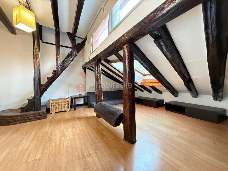 Foto e85156b6-2f59-4486-9a17-b6e4d465d01c. Duplex con riscaldamento in Embajadores-Lavapiés Madrid