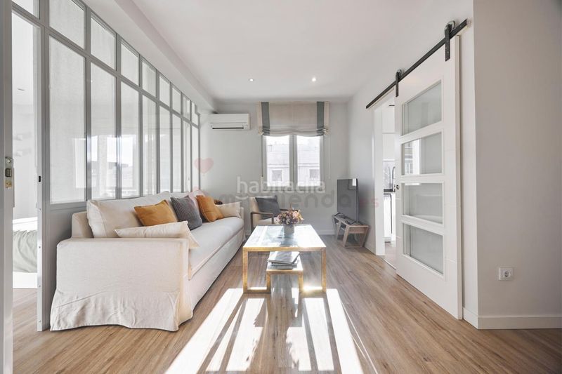 Foto 181209ad-e738-4085-beef-618a8787e4a6. Rent flat with heating in El Viso Madrid