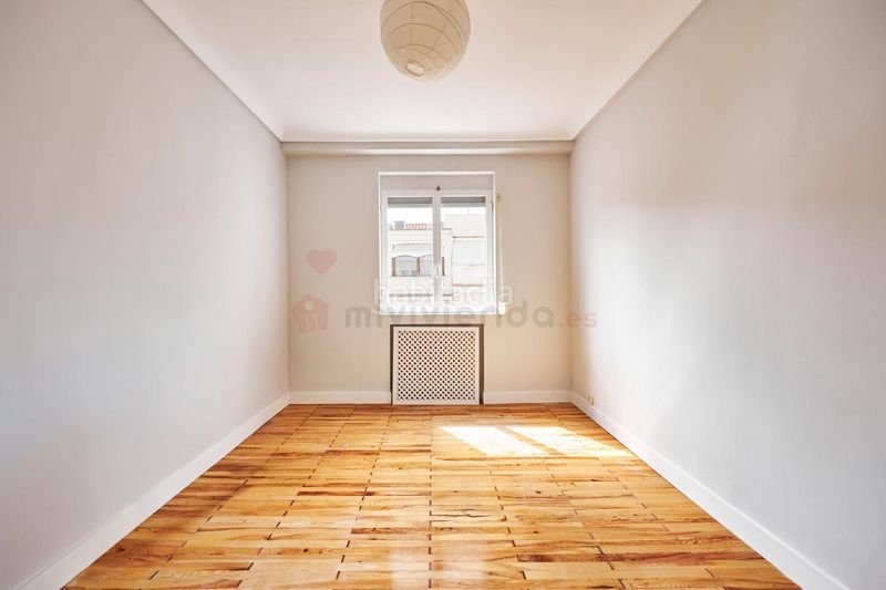 Foto cc64b6f1-49e5-49d2-b582-7162c2bd67fd. Flat with heating in Lista Madrid