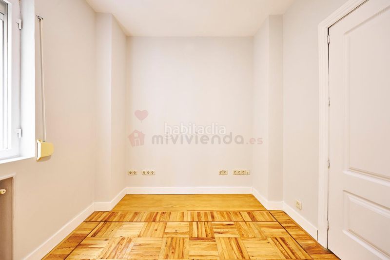 Foto 51b55c51-53bc-4770-a37d-1125b1e16ecc. Piso en Lista Madrid