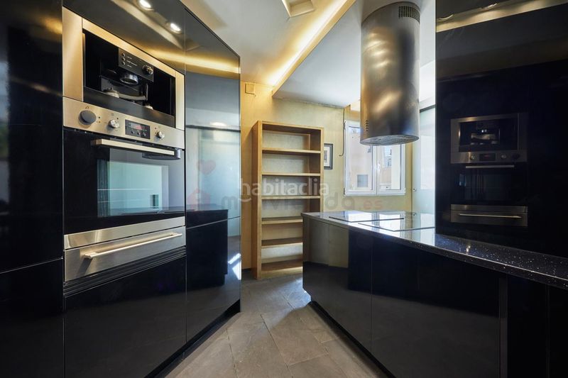 Foto 8c41abae-f5f3-4e60-973d-774e159b075f. Rent flat with heating in Estrella Madrid