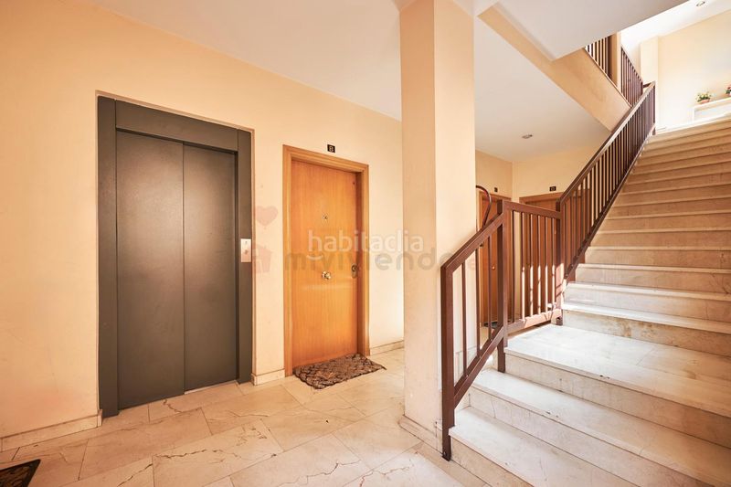Foto 00fb8bf5-68d1-419b-a70d-7c8545f2c2d0. Piso en Numancia Madrid
