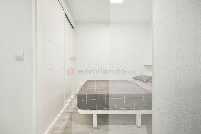 Foto b0030189-f932-4b53-a840-dda809f6b7f9. Piso en Numancia Madrid